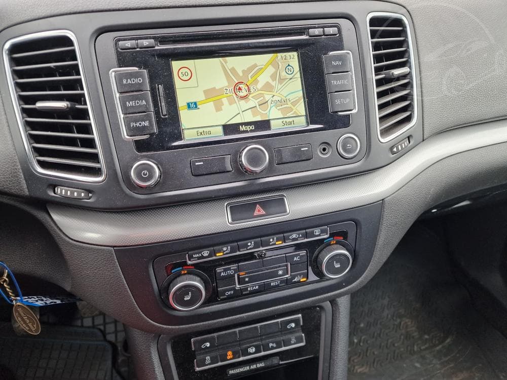2012 Volkswagen SHARAN - 66