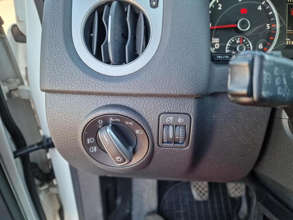 2015 Volkswagen TIGUAN - 46