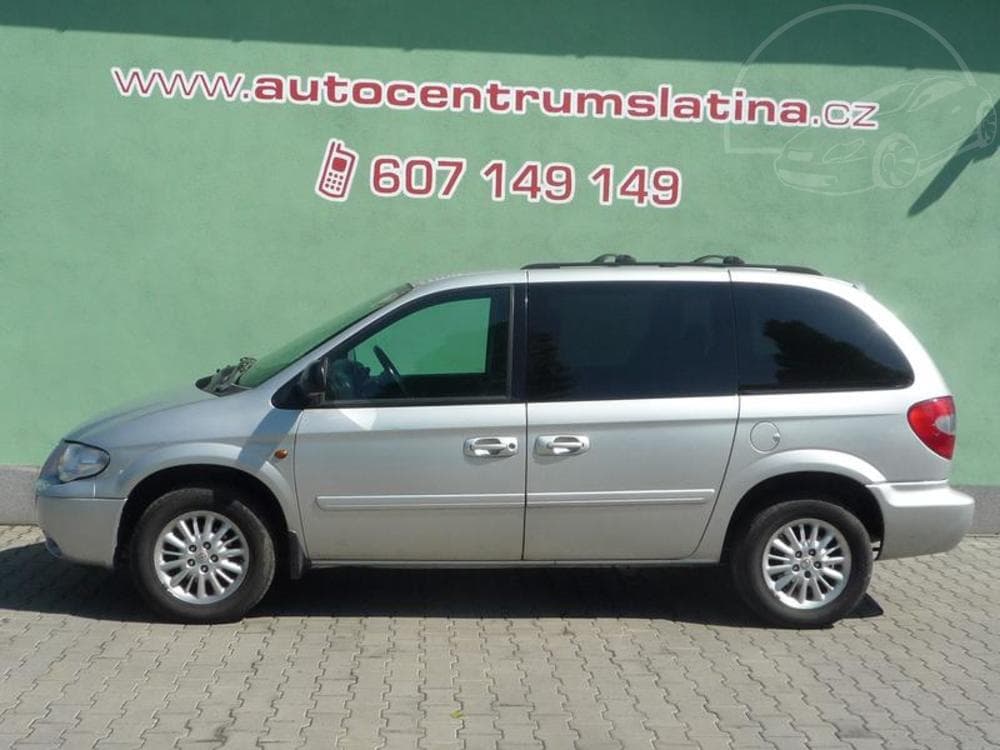 2006 Chrysler Voyager - 4
