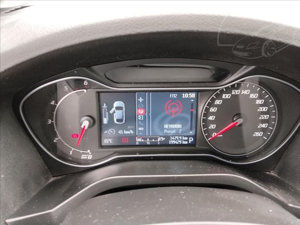 2013 Ford S-MAX - 9