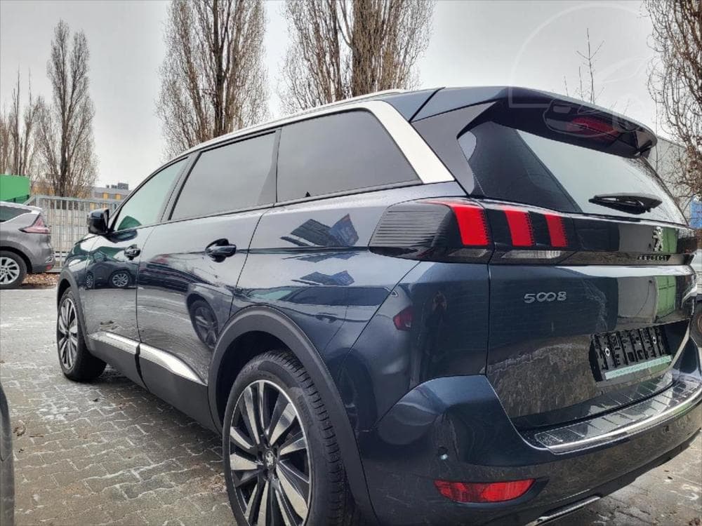 2018 Peugeot 5008 - 10