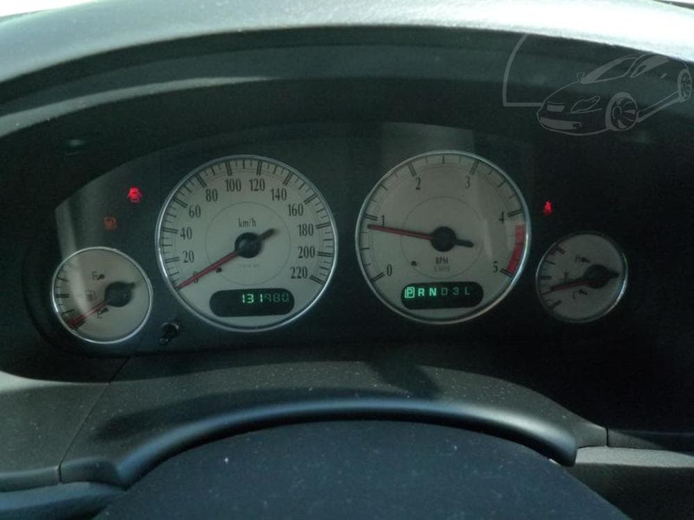 2006 Chrysler Voyager - 13