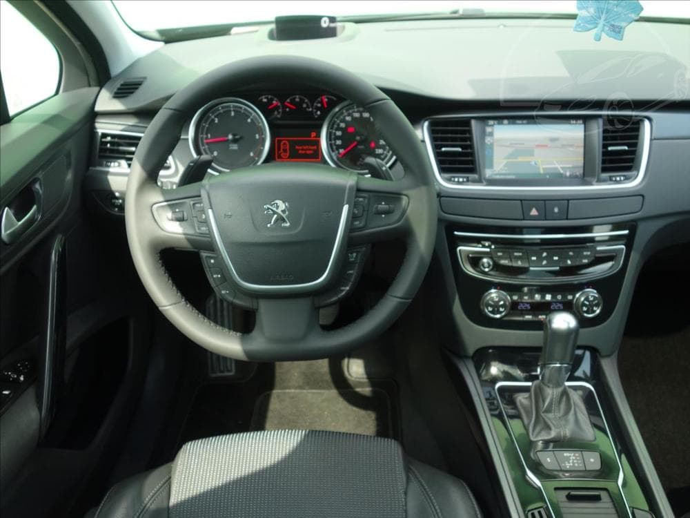 2016 Peugeot 508 - 16