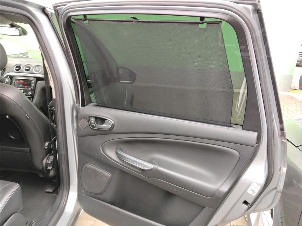 2013 Ford S-MAX - 20