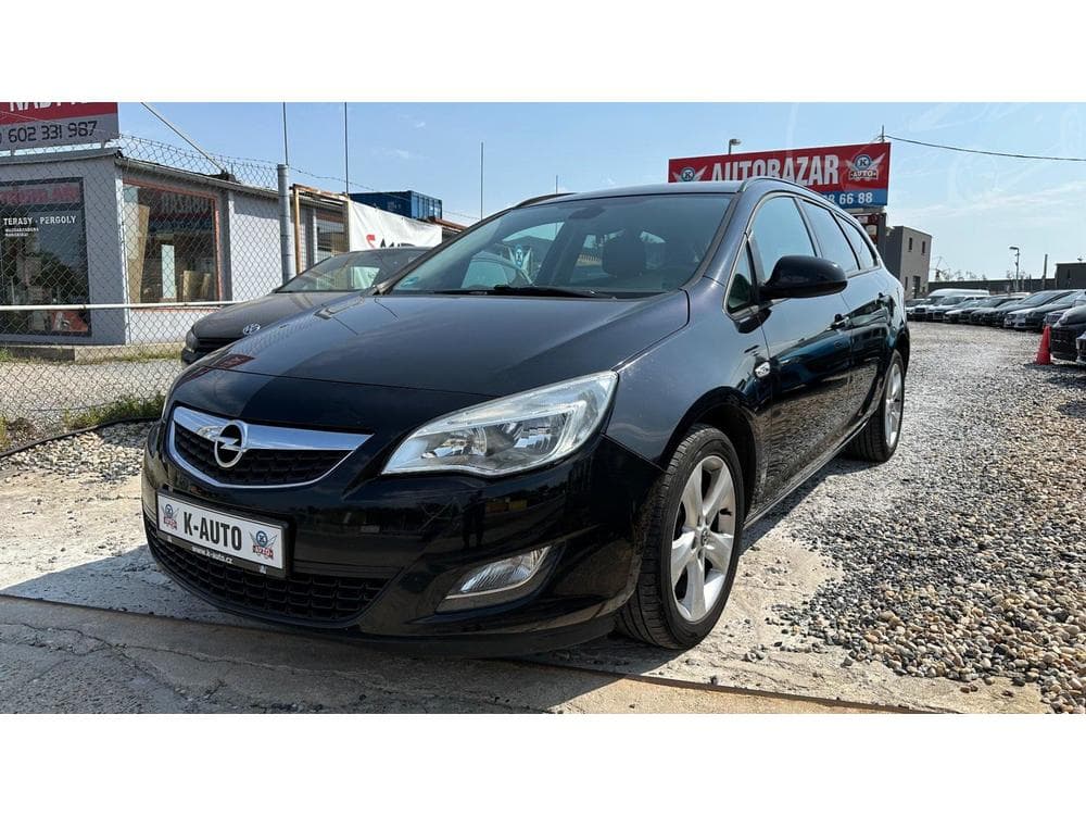 2011 Opel ASTRA
