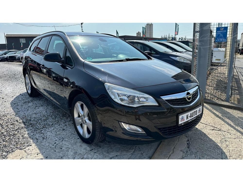 2011 Opel ASTRA - 3