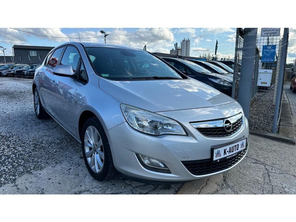 2012 Opel ASTRA - 3