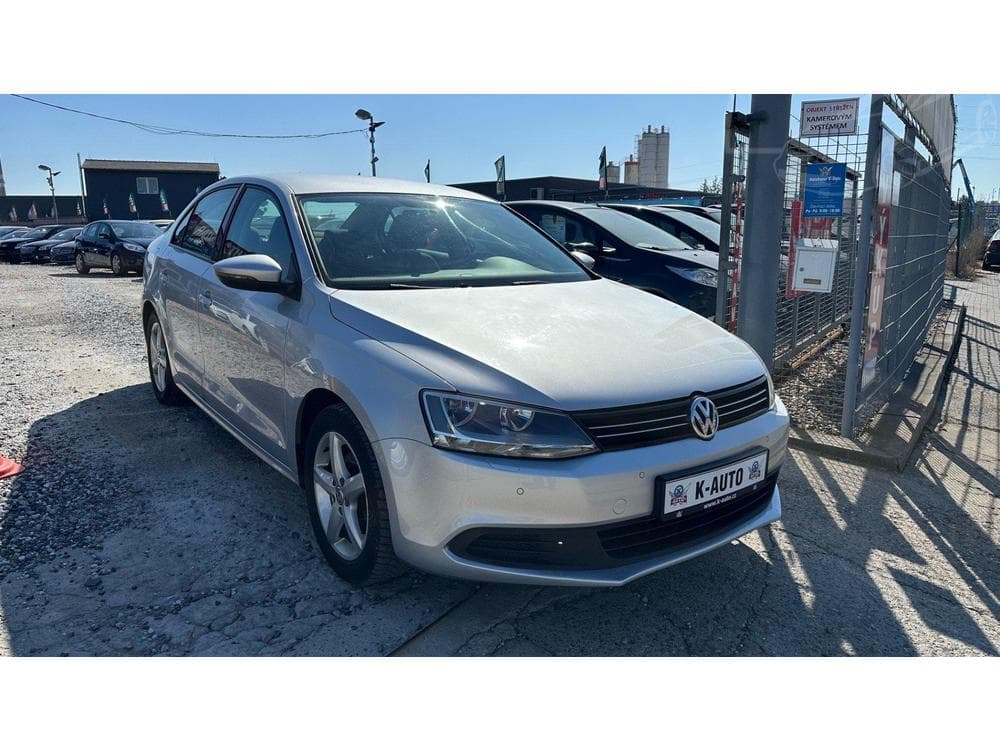 2011 Volkswagen JETTA - 3