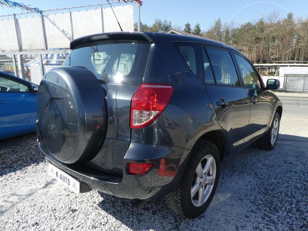 2006 Toyota Rav4 - 4