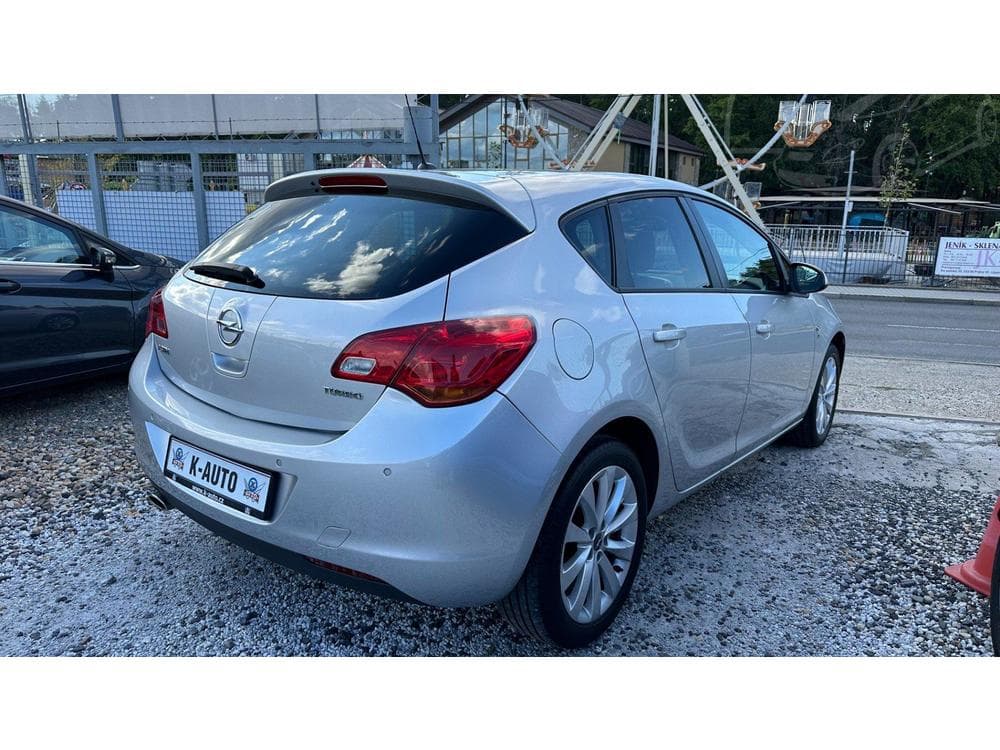 2012 Opel ASTRA - 4