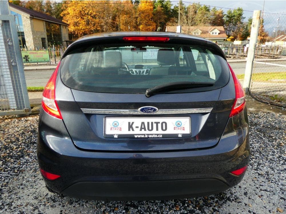 2009 Ford FIESTA - 5
