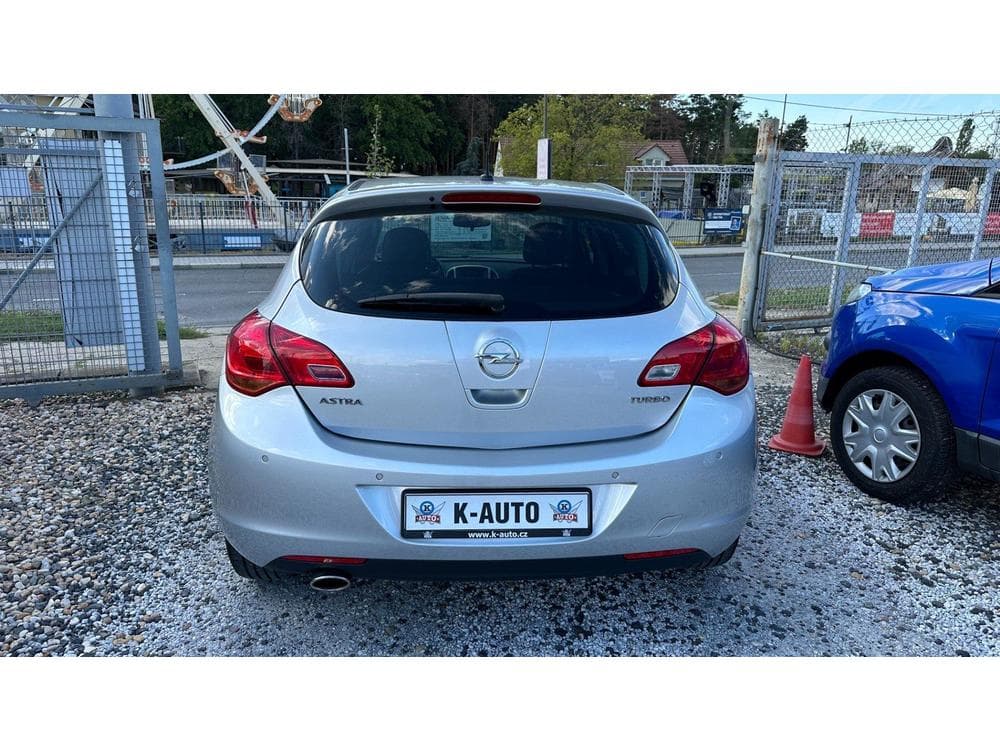 2012 Opel ASTRA - 5