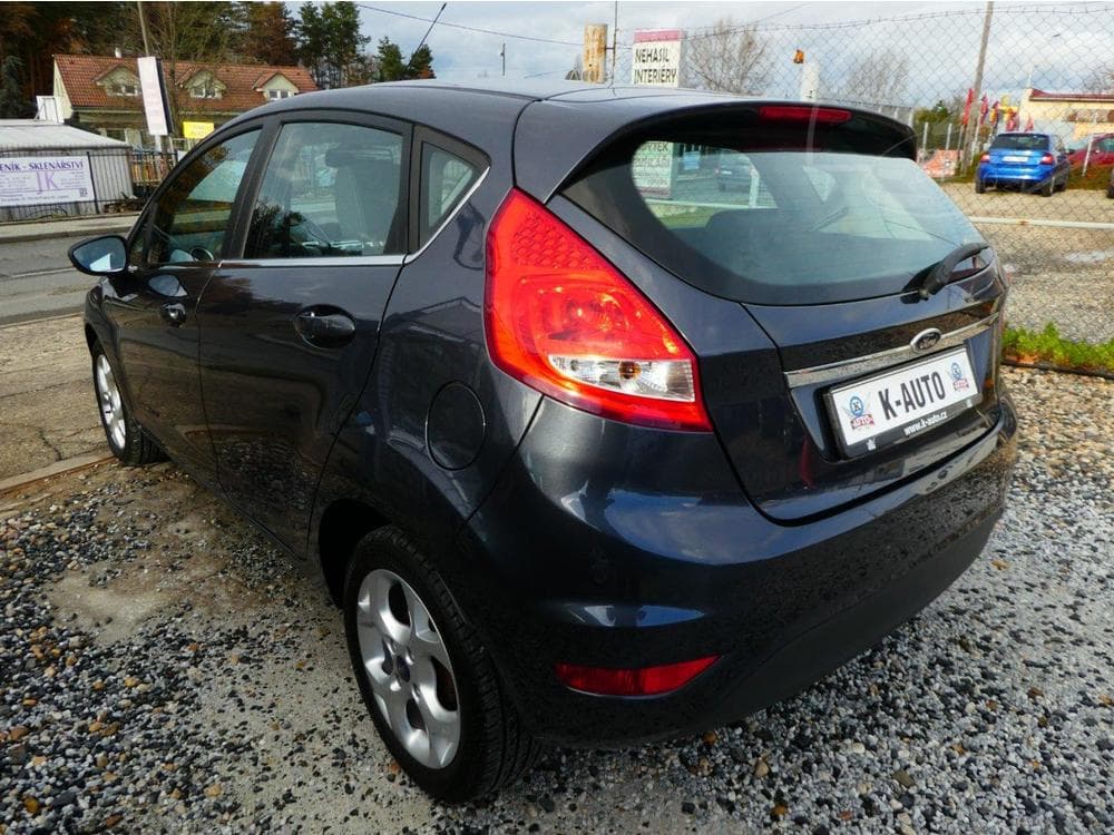 2009 Ford FIESTA - 6