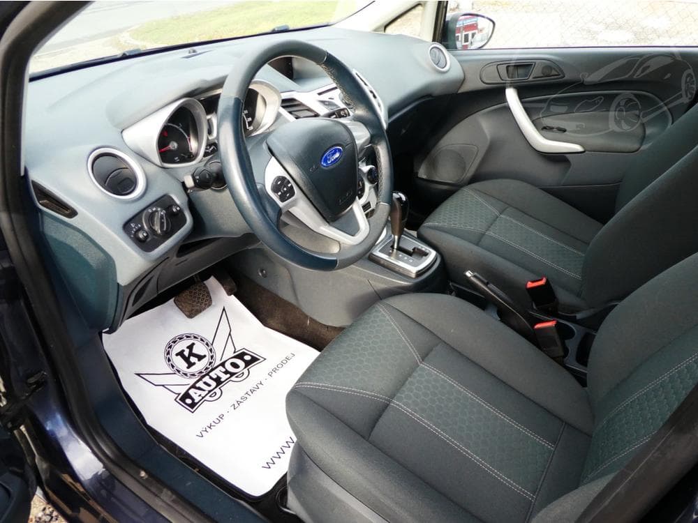 2009 Ford FIESTA - 8