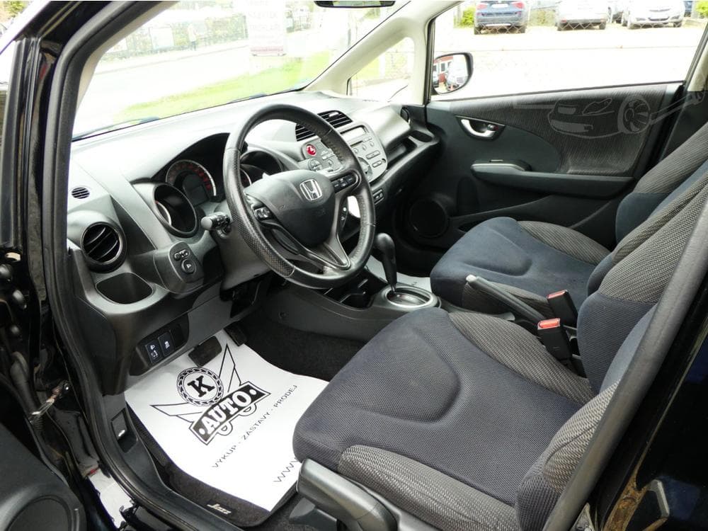2012 Honda JAZZ - 9