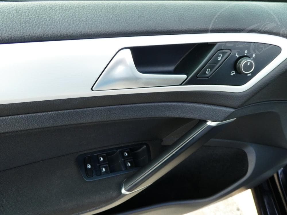 2014 Volkswagen GOLF - 9