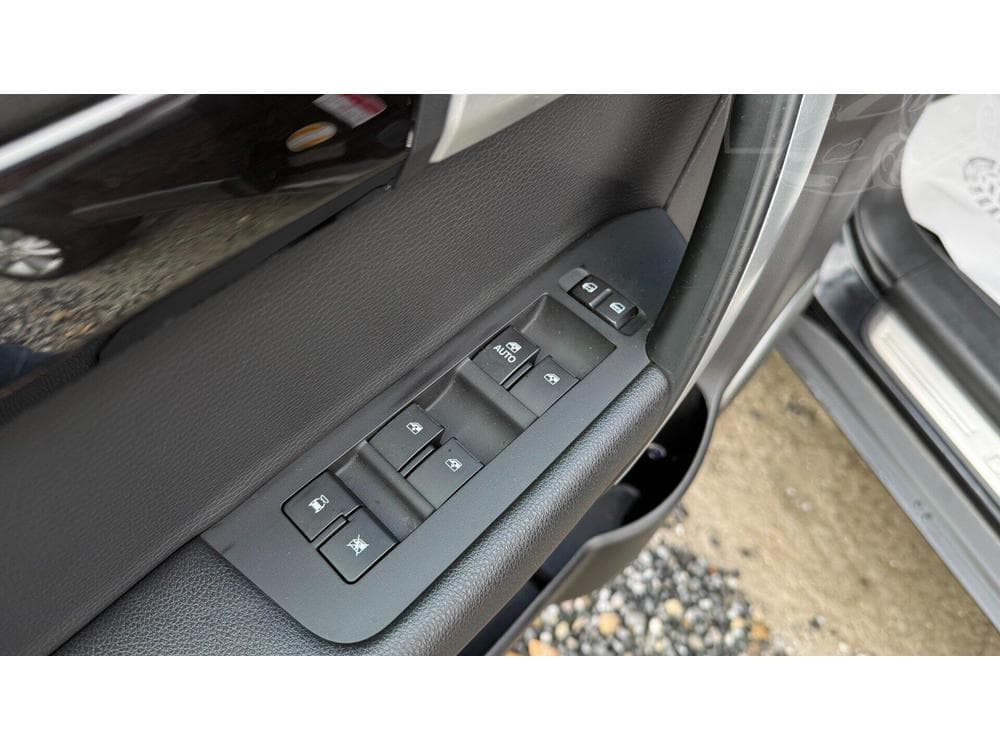 2012 Chevrolet Captiva - 9