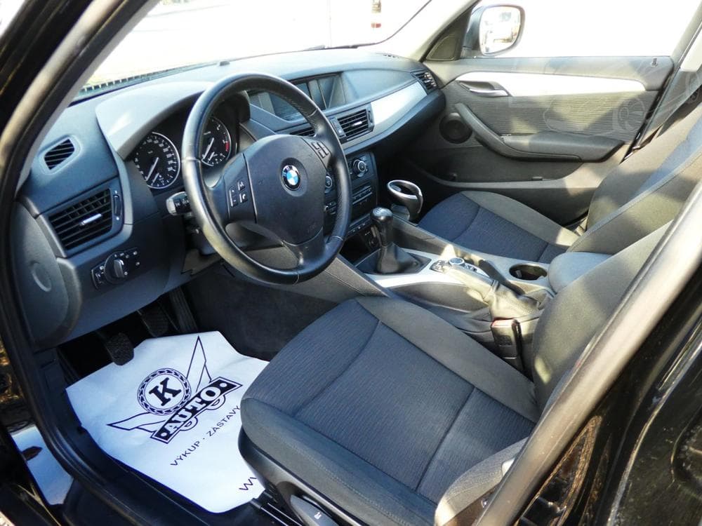 2010 BMW X1 - 10