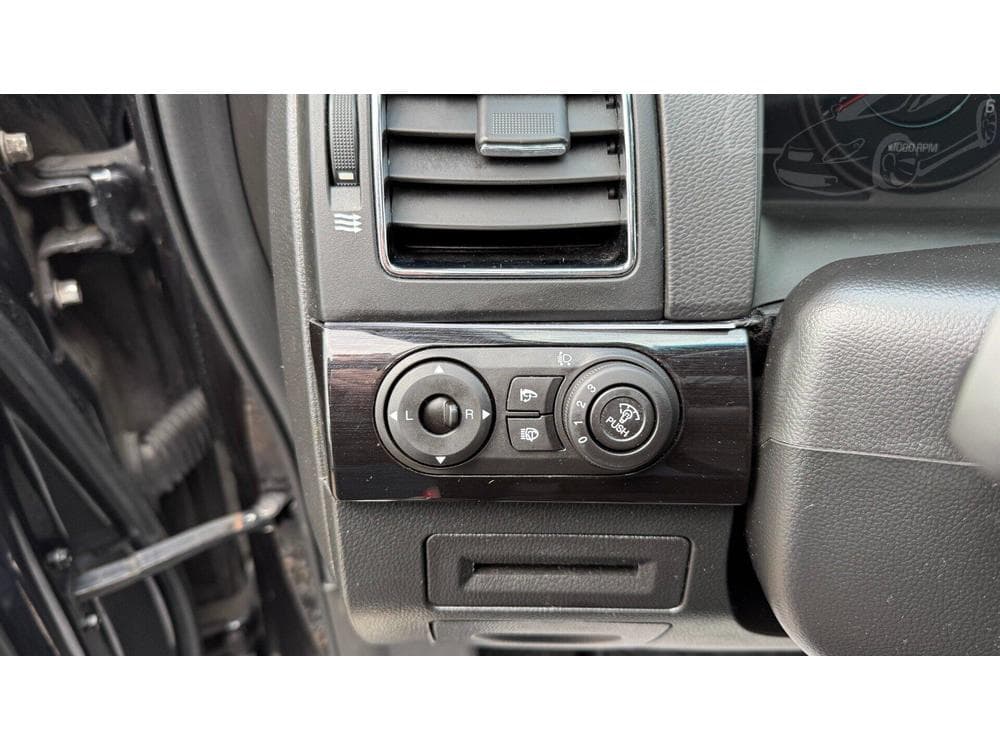 2012 Chevrolet Captiva - 10