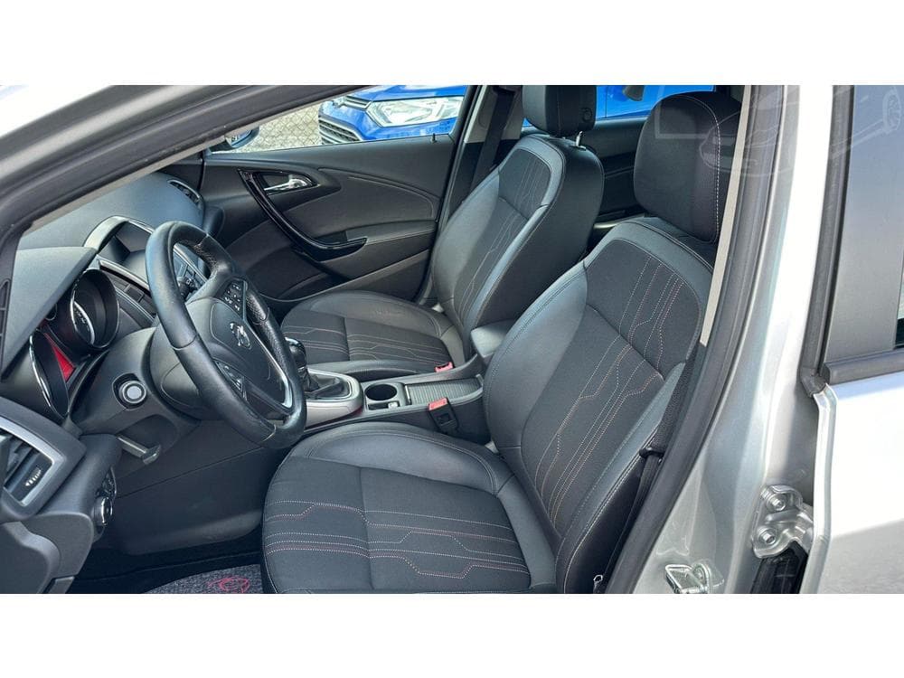 2012 Opel ASTRA - 10