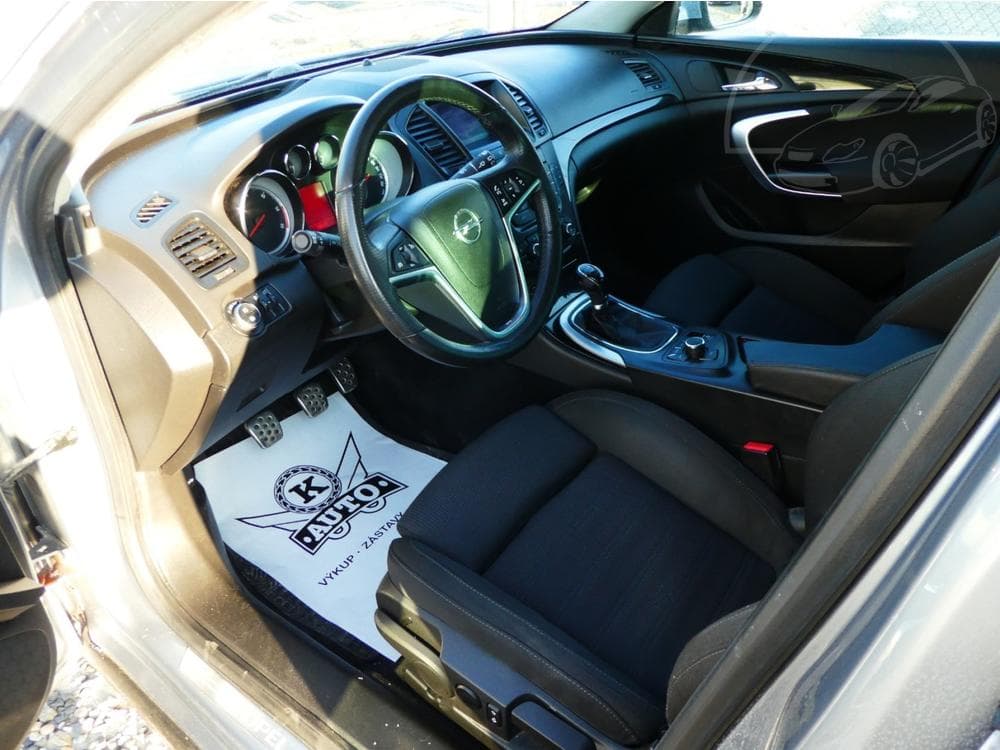 2009 Opel INSIGNIA - 11