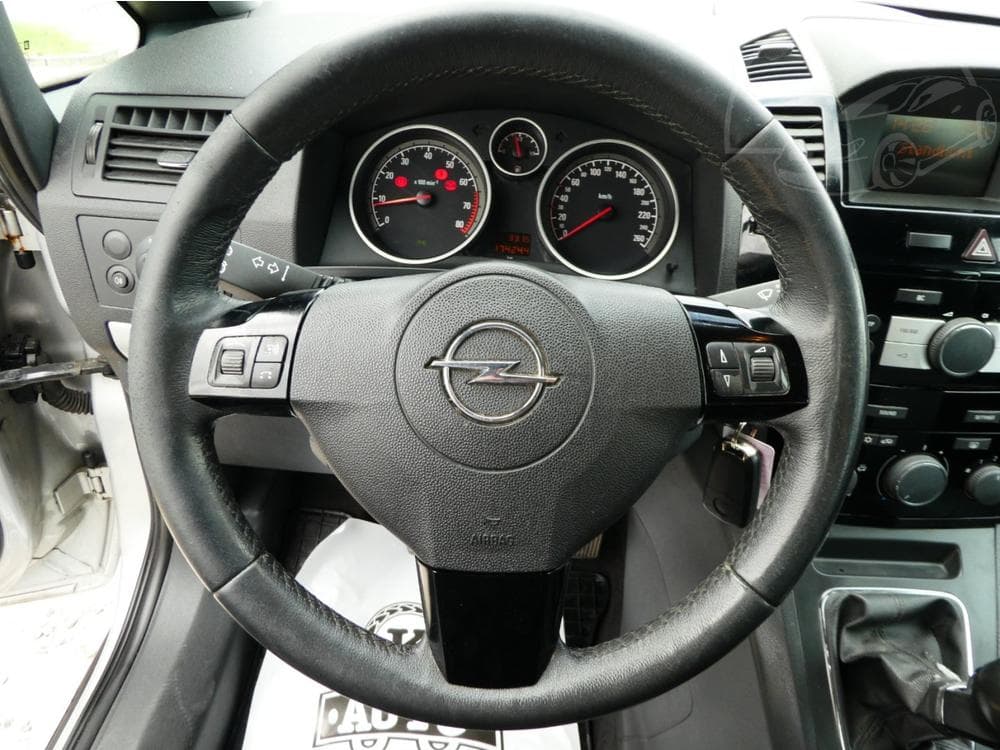2012 Opel ZAFIRA - 12