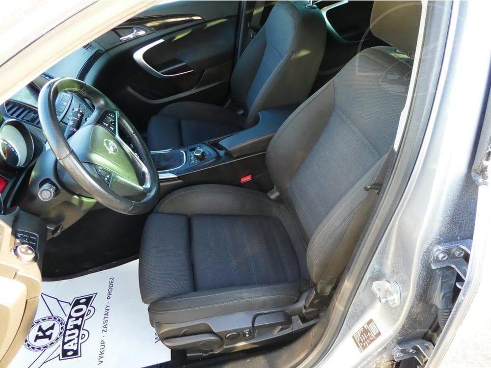 2009 Opel INSIGNIA - 12