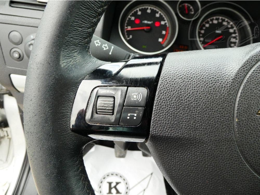 2012 Opel ZAFIRA - 13