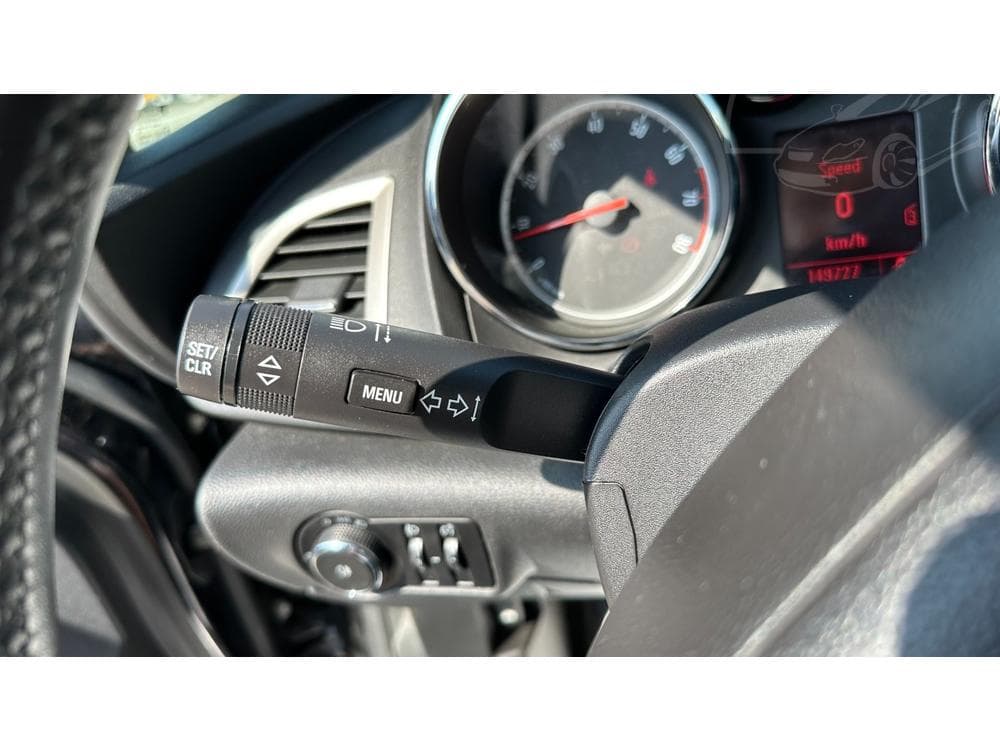 2011 Opel ASTRA - 13