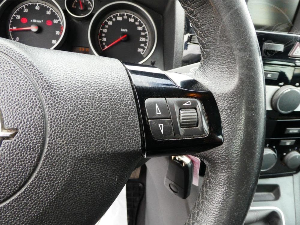 2012 Opel ZAFIRA - 14