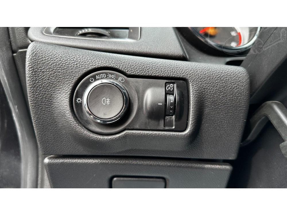 2011 Opel ASTRA - 14