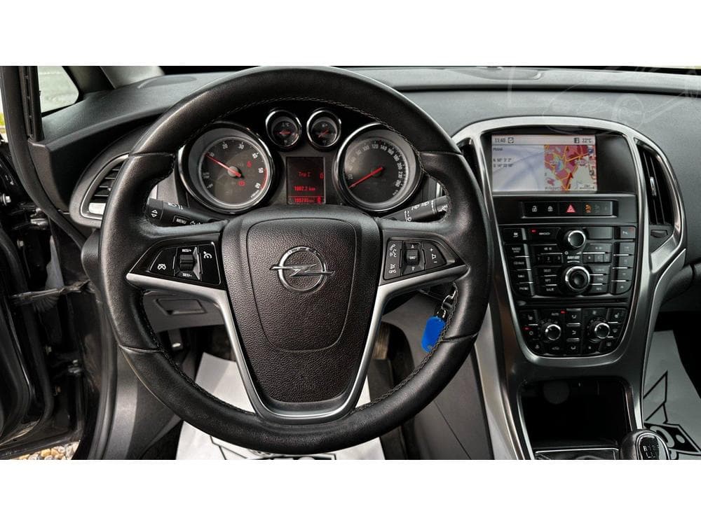 2011 Opel ASTRA - 15