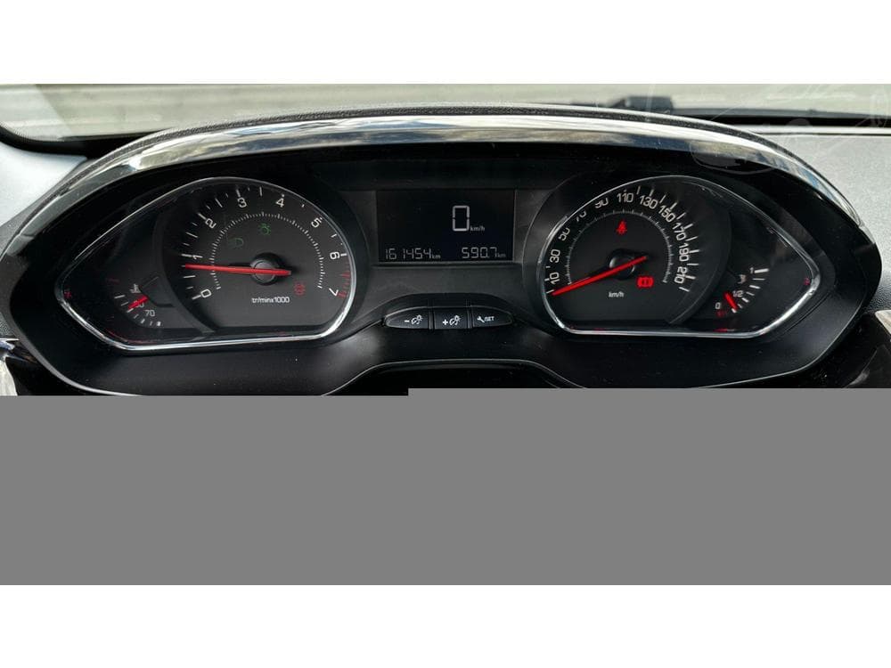 2014 Peugeot 208 - 15