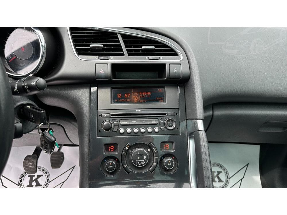 2010 Peugeot 3008 - 16