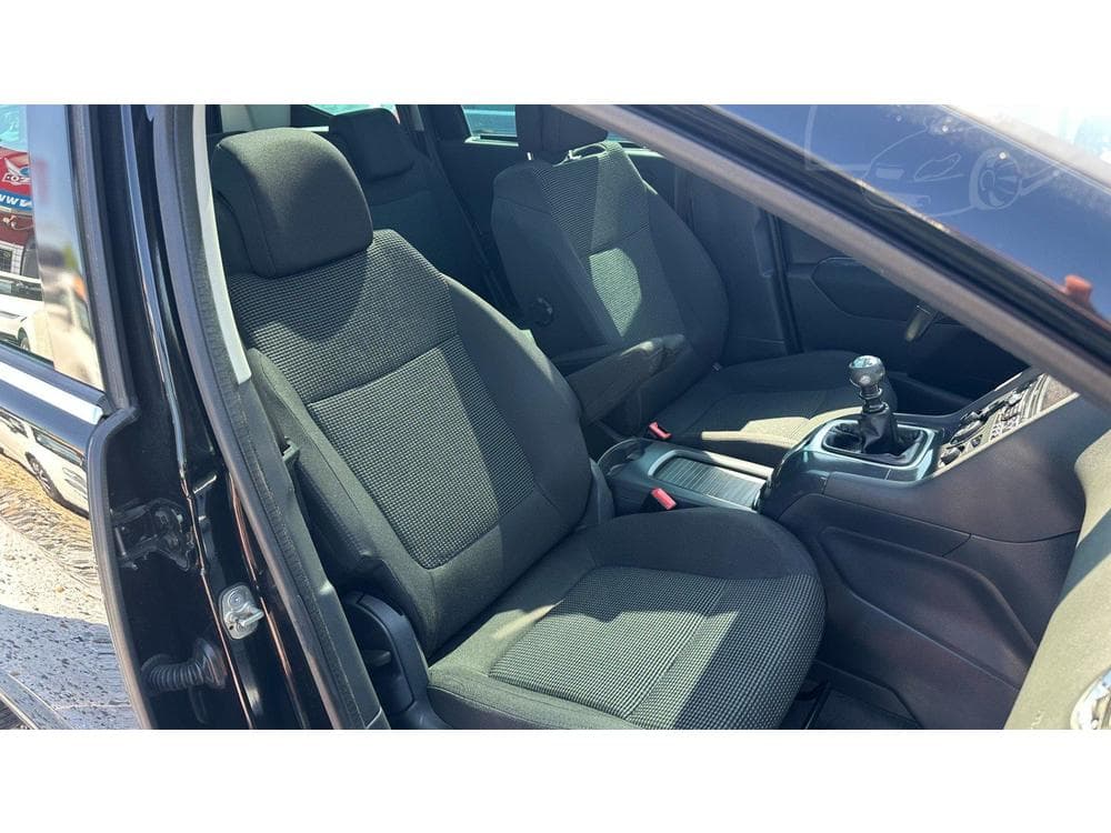 2011 Peugeot 5008 - 18