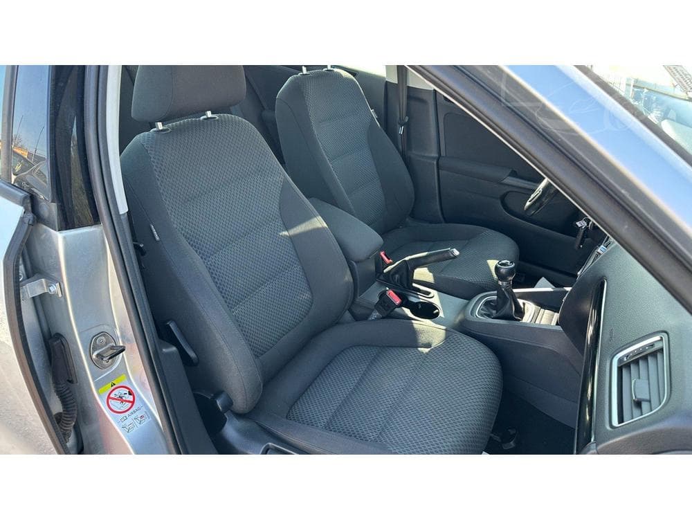 2011 Volkswagen JETTA - 18