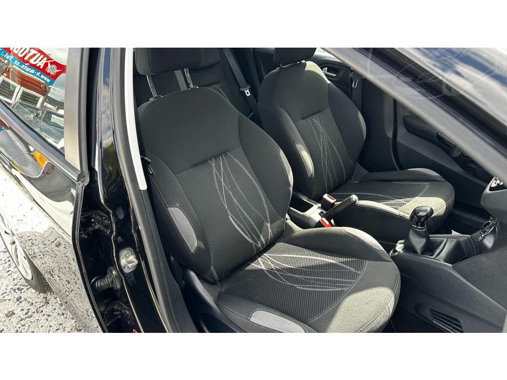2014 Peugeot 208 - 19