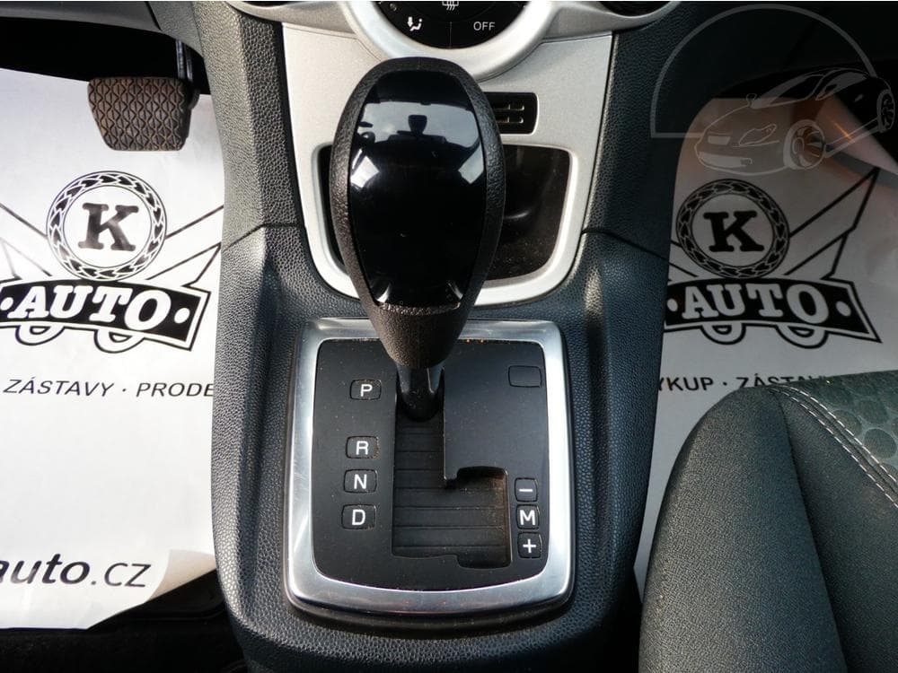 2009 Ford FIESTA - 20
