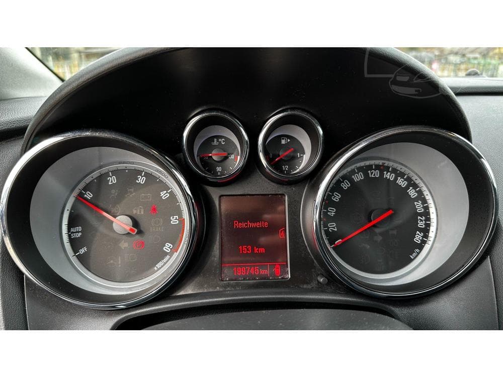 2011 Opel ASTRA - 20