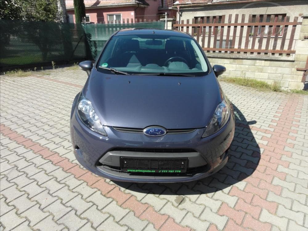 2011 Ford FIESTA