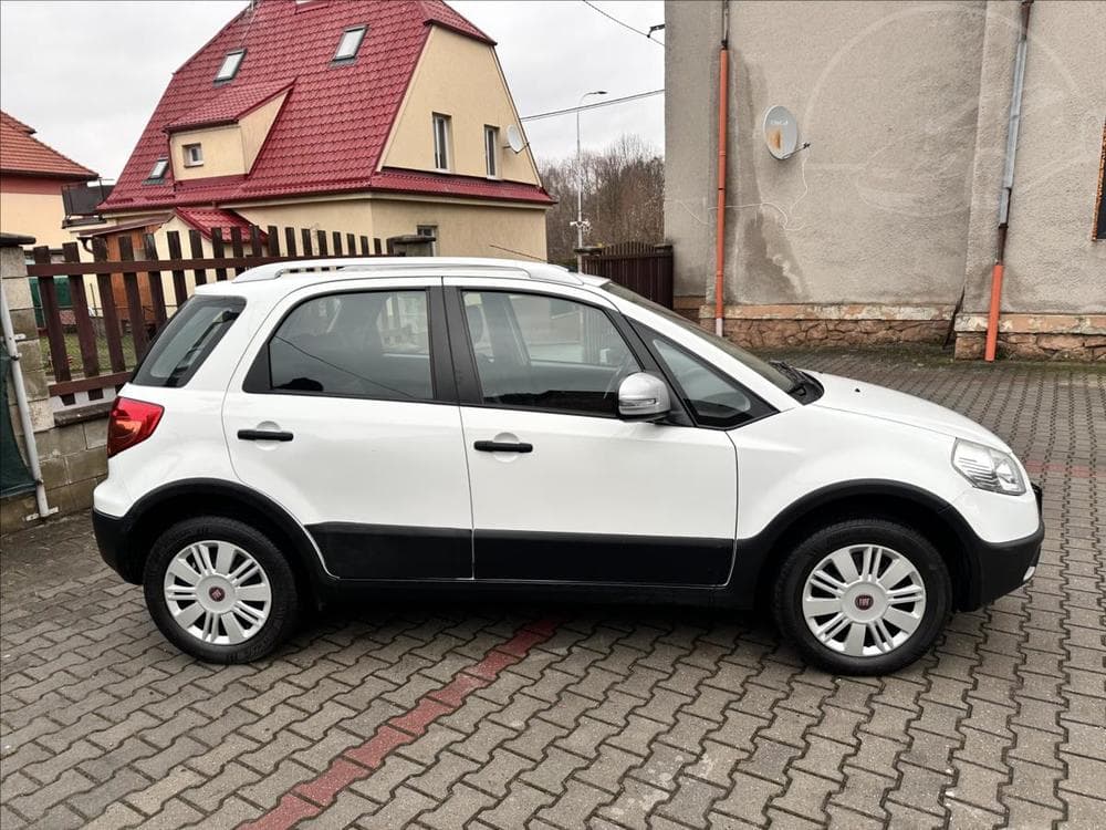 2014 Fiat SEDICI - 2