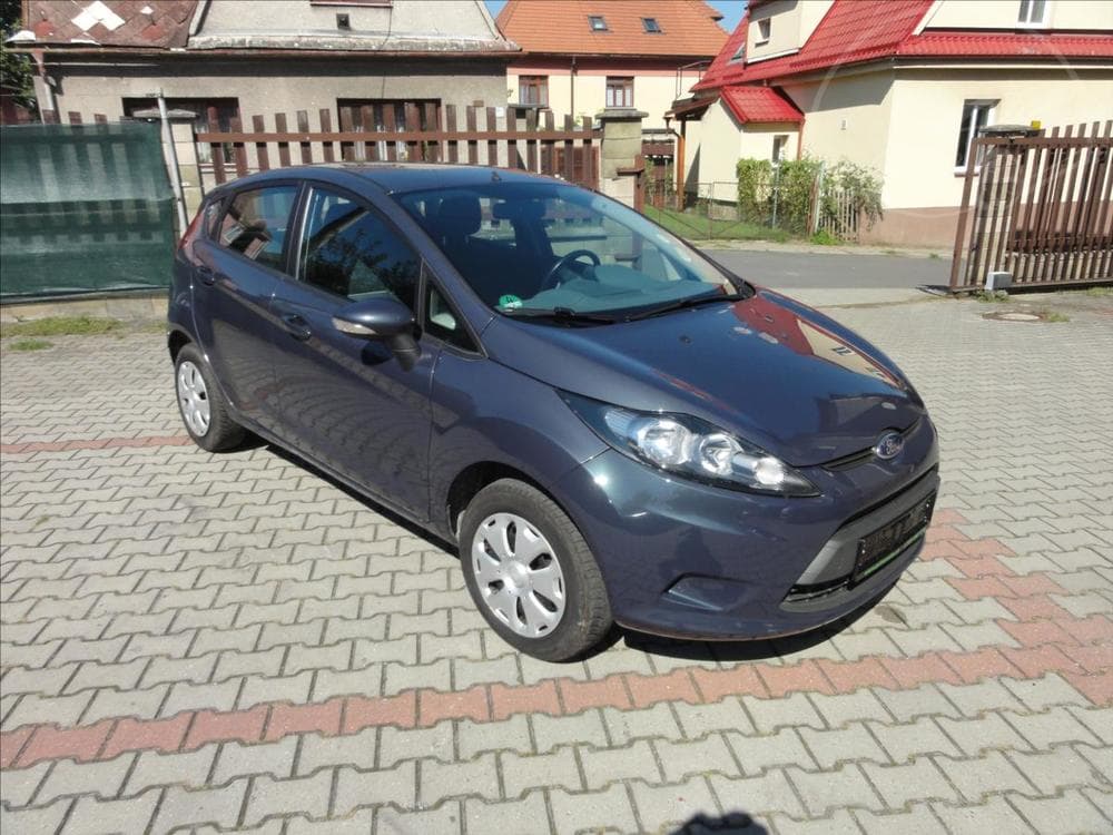 2011 Ford FIESTA - 2