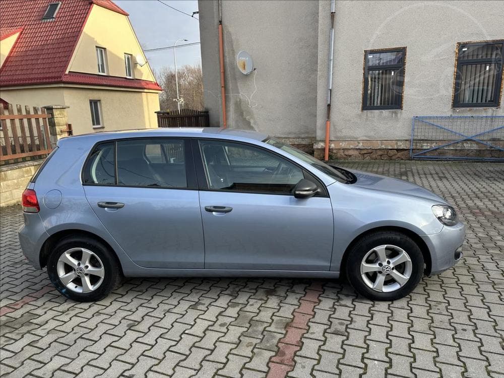 2009 Volkswagen GOLF - 2