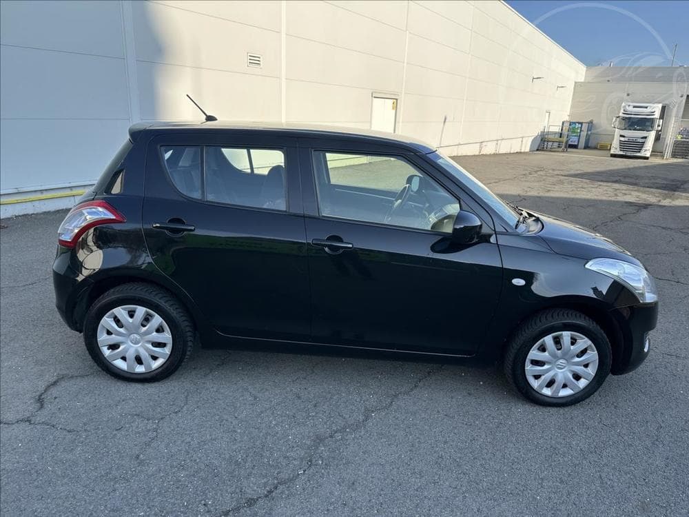 2012 Suzuki SWIFT - 2