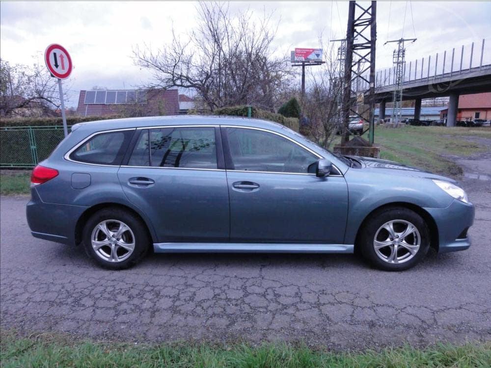 2009 Subaru Legacy - 3