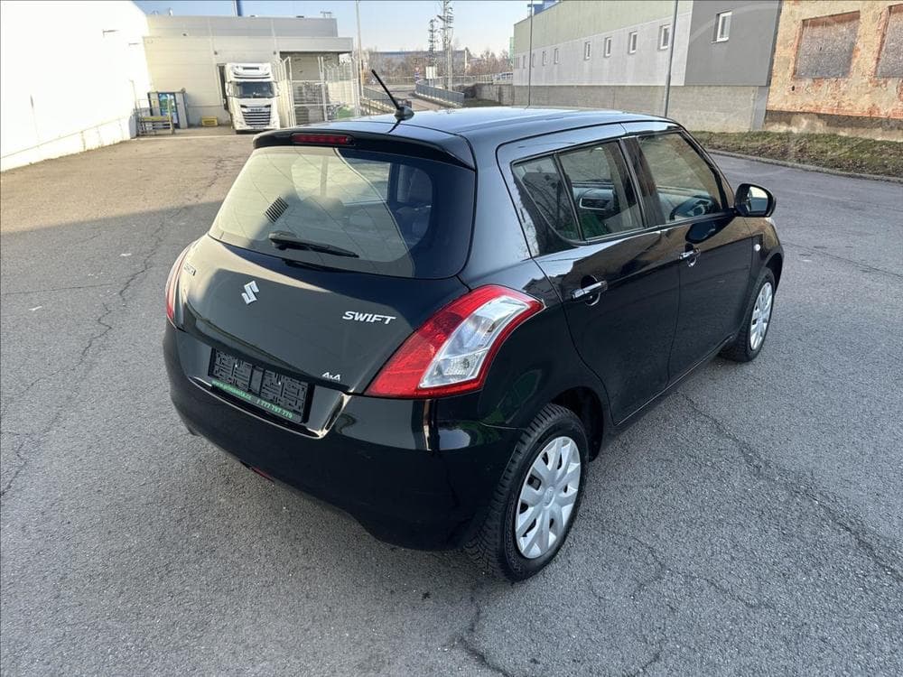 2012 Suzuki SWIFT - 3
