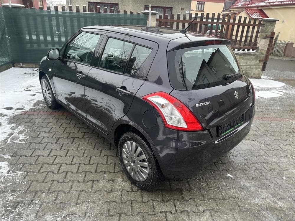 2015 Suzuki SWIFT - 7
