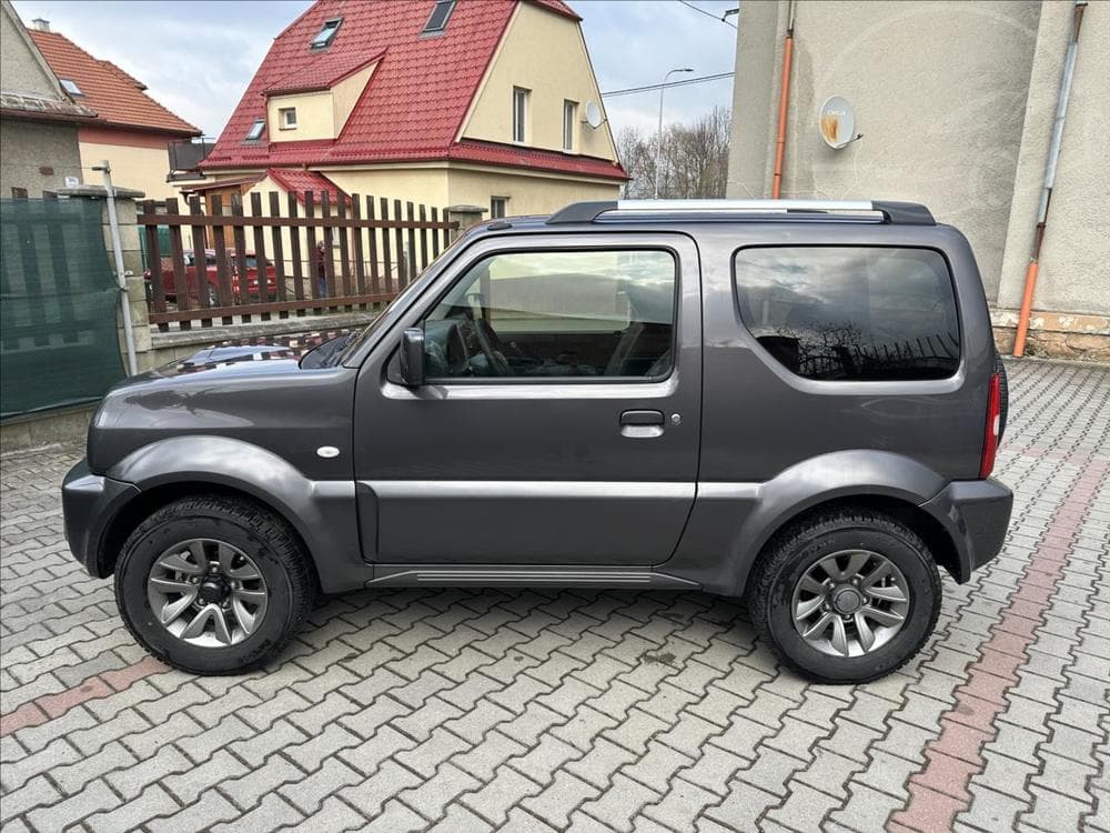 2016 Suzuki Jimny - 8