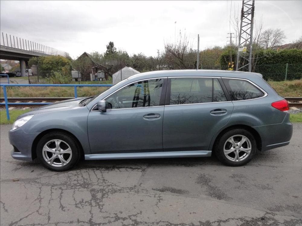 2009 Subaru Legacy - 9