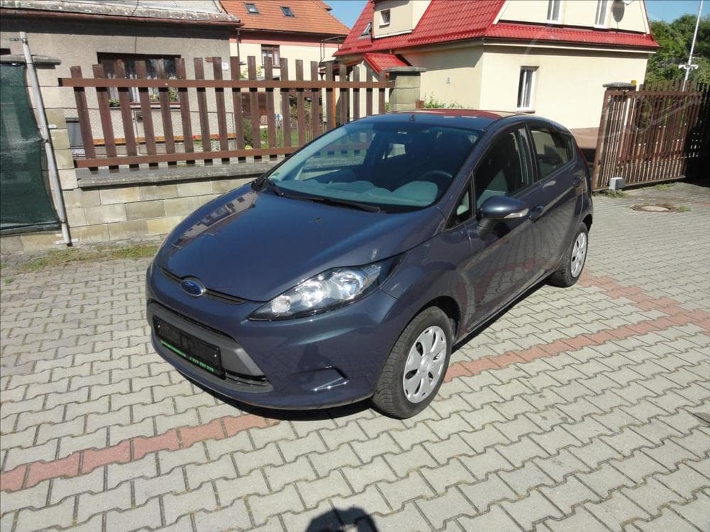 2011 Ford FIESTA - 10